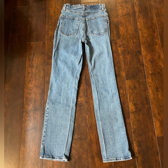Abercrombie & Fitch Ultra High Rise Straight Leg Jeans - Picture 3 of 3
